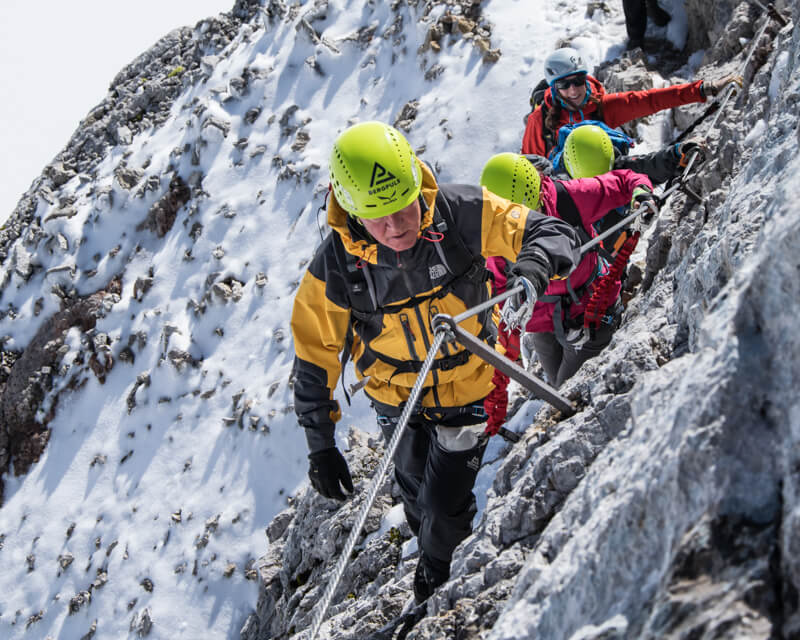 dachstein-normalweg-mit-bergfuehrer-bei-alpinschule-bergpuls-1