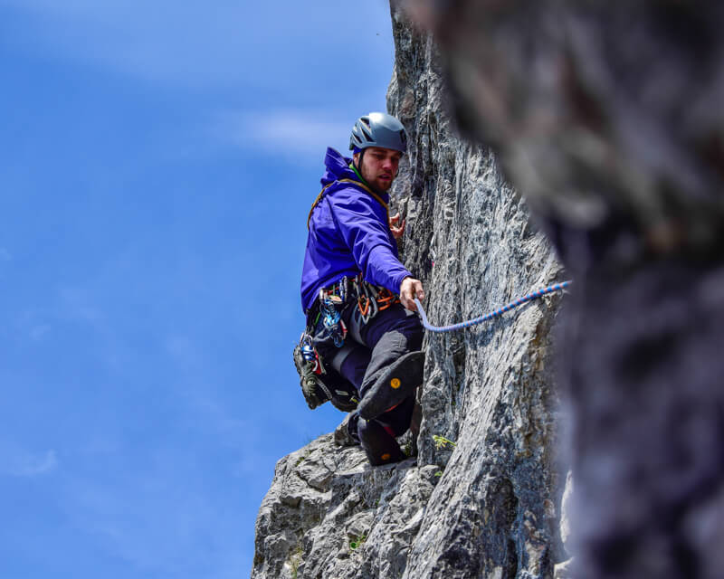 alpinkletterkurs-fuer-anfaenger-mit-bergfuehrer-der-alpinschule-bergpuls-5