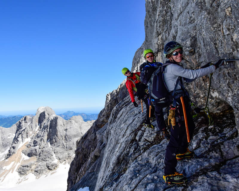 dachstein-ueberschreitung-mit-bergfuehrer-von-alpinschule-bergpuls-3