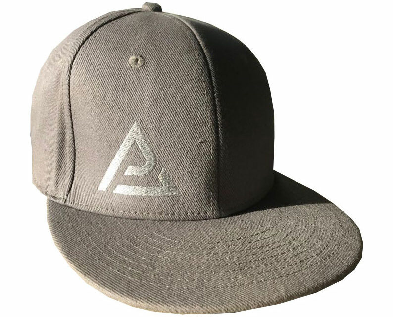 Kappe Bergpuls, grau mit Logo